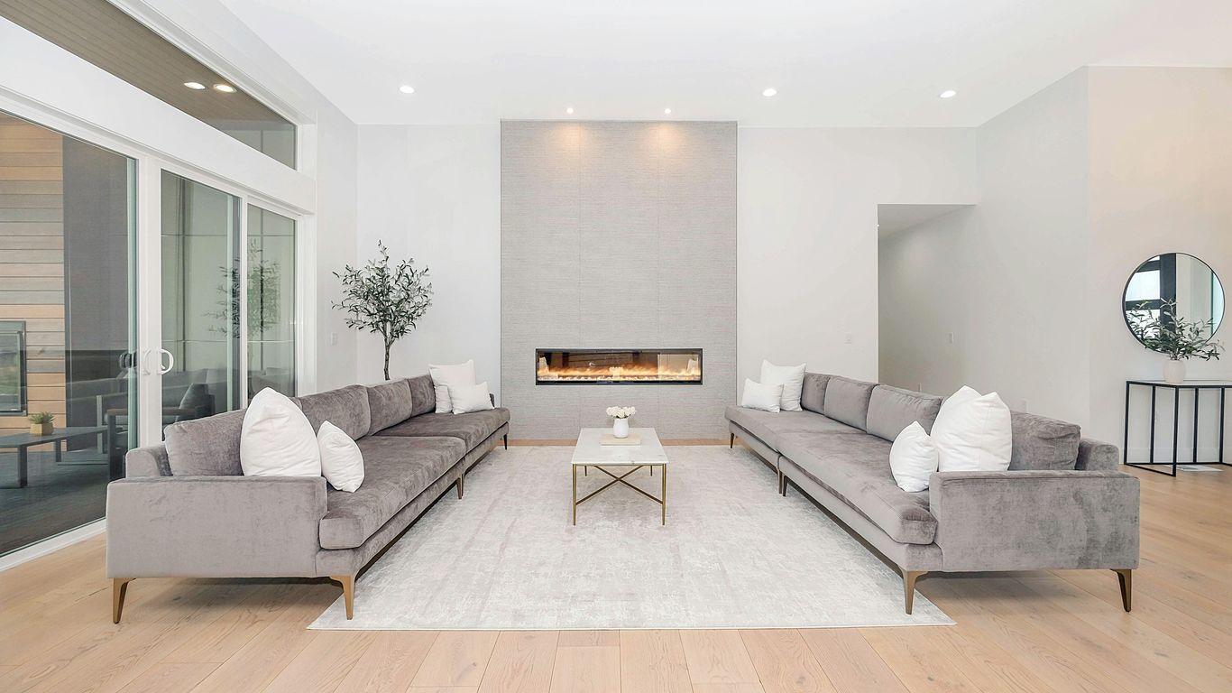 Fireplace Flooring Ideas: Safe and Stylish Options for Glendale Living Rooms